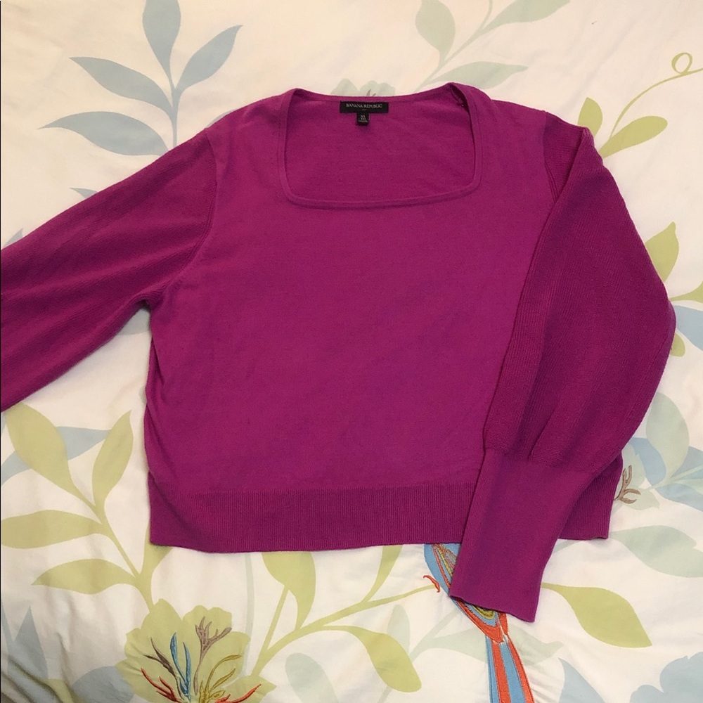 Banana Republic Women's Magenta Sweater
